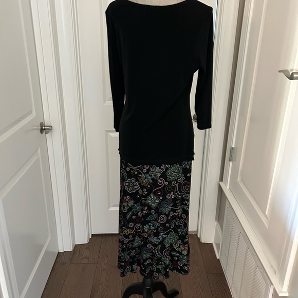 CHOICES 3 Piece Set- Black Floral Skirt with Sleeveless @ Long Sleeve Tops Sz S - Picture 5 of 13